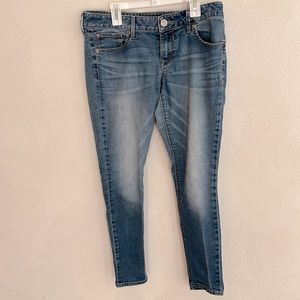 Express size 8S Leggings Jeans